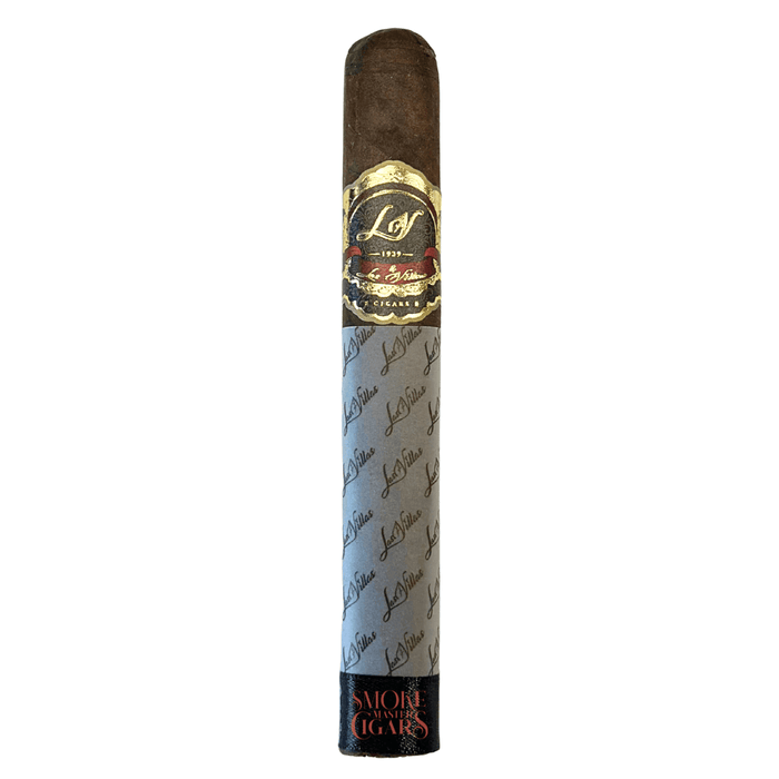 The By The Book series from Las Villas is a masterclass in tradition, craftsmanship, and flavor. 6x52 toro sized cigar.