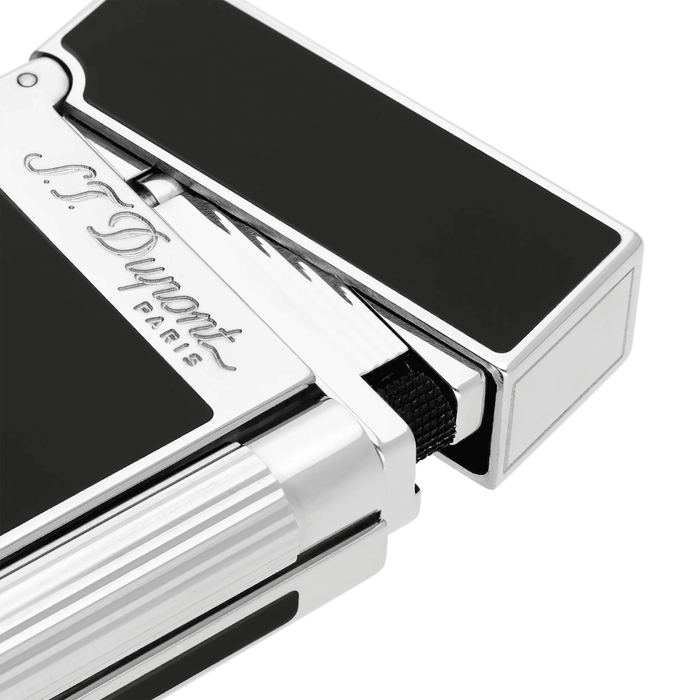 St Dupont Ligne 2 Lacquered Lighter Silver