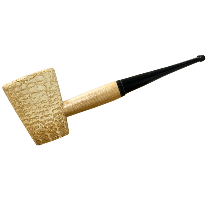 Missouri Meerschaum Mark Twain corncob pipe with Dublin bowl and hardwood insert