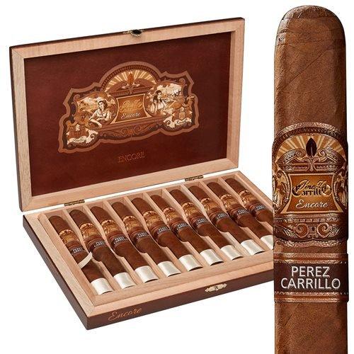 The filler tobaccos deep inside are from Nicaragua's three primary growing regions—Estelí, Condega and Jalapa—and all of it comes together in the Majestic, a robusto of immaculately detailed flavor that ranges from oak and tea to caramel sweetness with tangy citrus pops of candied orange peel.