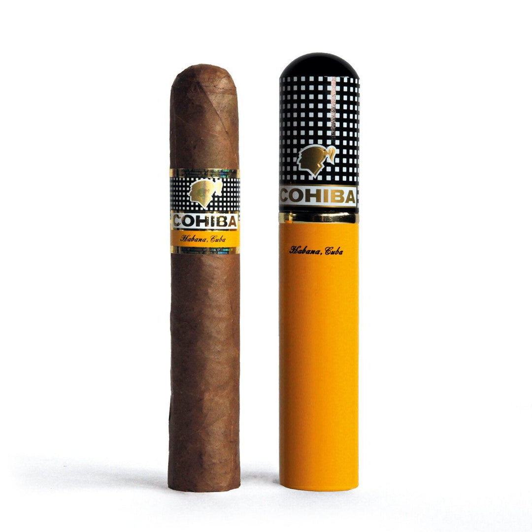 Siglo I is a tres petit corona at 100mm with a 40 ring gauge, this appetizer sized Cubano offers a surprising amount of thick, creamy smoke that adds dimension to the medium strength body.